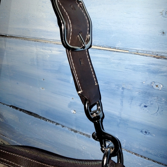 **SOLD** Authentic Coach Brown and Tan Carriage Print Shoulder Bag - Picture 3 of 6